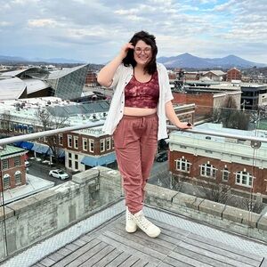 Meet your Posher, Jenna